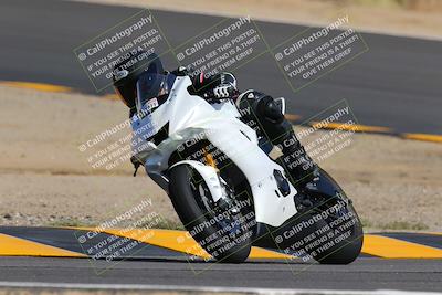 media/Oct-03-2022-Moto Forza (Mon) [[5f077a3730]]/Beginner Group/Session 2 (Turn 10)/